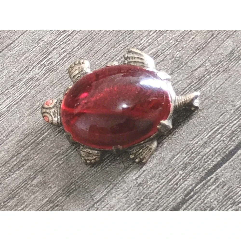 Unbranded turtle red